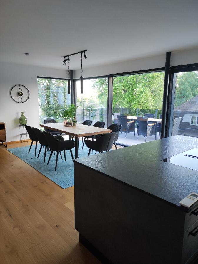 Luxurioeses Penthouse Mit Blick Auf Die Uno-City Und Dem Kaiserwasser. 3Schlafzimmer, 2 Baeder, Privat Lift Ins Apartment Vídeň Exteriér fotografie